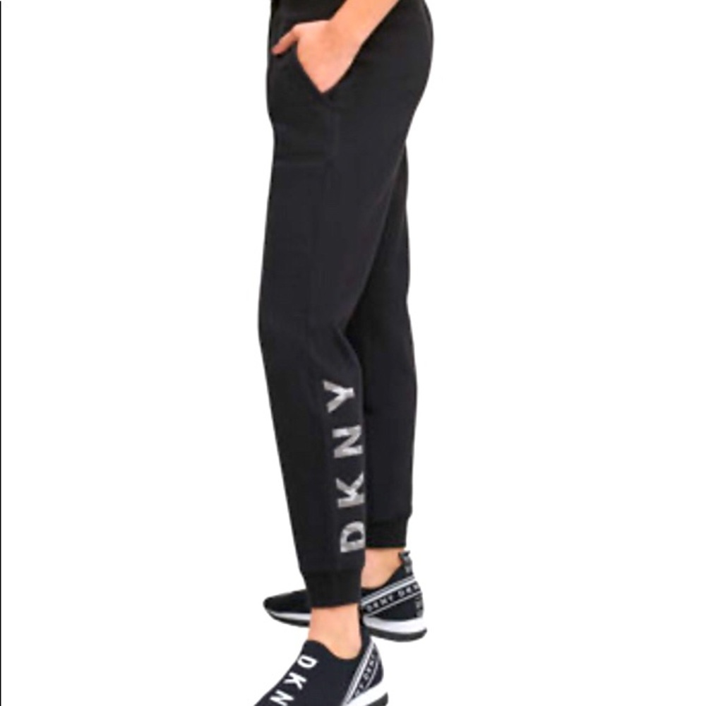 DKNY Joggers (BLK)